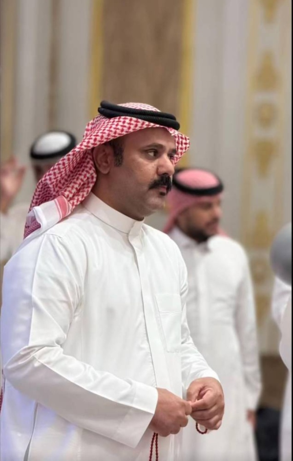 الشاعر حامد القارحي يعلن اعتزاله ساحة المحاورة الشاعر حامد القارحي يعلن اعتزاله ساحة المحاورة