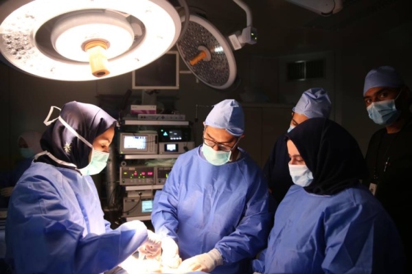مستشفى النور ينجح في إجراء عملية جراحية لتصحيح عيب خلقي بالأوعية الدموية مستشفى النور ينجح في إجراء عملية جراحية لتصحيح عيب خلقي بالأوعية الدموية