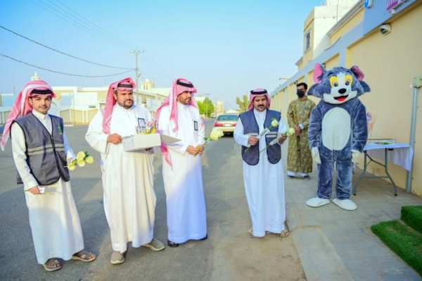 مع انطلاقة العام الدراسي بلديتا الخرمة ورنية تستقبلان الطلاب بالورد والهدايا مع انطلاقة العام الدراسي بلديتا الخرمة ورنية تستقبلان الطلاب بالورد والهدايا