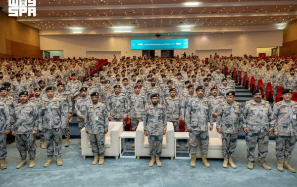 مدير حرس الحدود يزور أكاديمية وزارة الداخلية لأمن الحدود بالمنطقة الشرقية ويطلع على المهام والبرامج التدريبية العسكرية والأمنية المتخصصة مدير حرس الحدود يزور أكاديمية وزارة الداخلية لأمن الحدود بالمنطقة الشرقية ويطلع على المهام والبرامج التدريبية العسكرية والأمنية المتخصصة