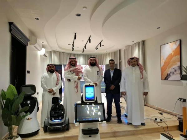 كلية الاتصالات والمعلومات بجدة تعزز شراكاتها التقنية
