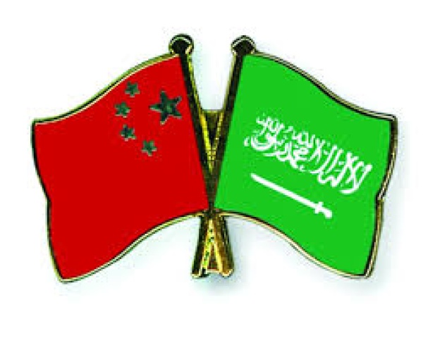 عام المجلس الدولي للتمور يقد م فسائل نخيل للأكاديمية الصينية للعلوم الزراعية الاستوائية في إطار التعاون العلمي