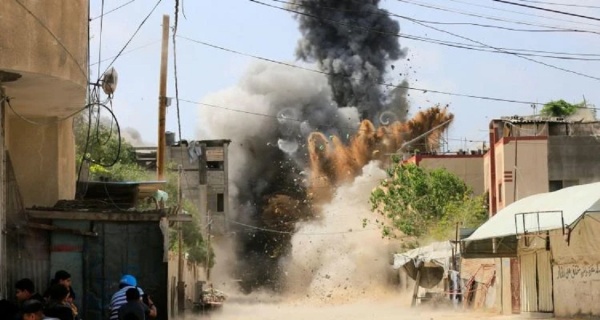 إصابة طفل فلسطيني وقصف مدفعي وبحري العدو الإسرائيلي يواصل خروقاته في قطاع غزة إصابة طفل فلسطيني وقصف مدفعي وبحري العدو الإسرائيلي يواصل خروقاته في قطاع غزة