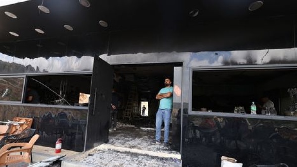 جيش الاحتلال والمستوطنون ينك لون بالفلسطينيين بعد عملية تل جيش الاحتلال والمستوطنون ينك لون بالفلسطينيين بعد عملية تل