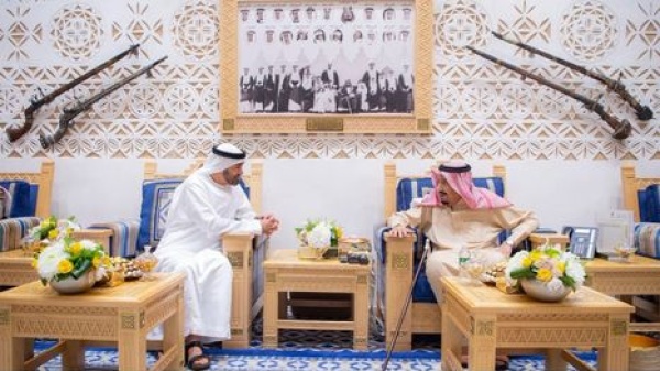 رئيس الإمارات يراسل الملك سلمان خطيا ماذا تناولت الرسالة رئيس الإمارات يراسل الملك سلمان خطيا ماذا تناولت الرسالة