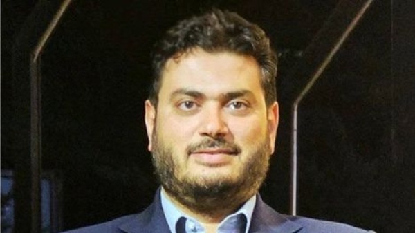 عائلة المعارض المصري محمود فتحي تؤكد تسليمه للسلطات المصرية وتحمل نظام السيسي المسؤولية عن سلامته عائلة المعارض المصري محمود فتحي تؤكد تسليمه للسلطات المصرية وتحمل نظام السيسي المسؤولية عن سلامته