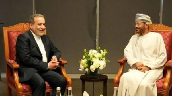 وزير الخارجية الع ماني إلى طهران لاستكمال المشاورات بشأن هرمز