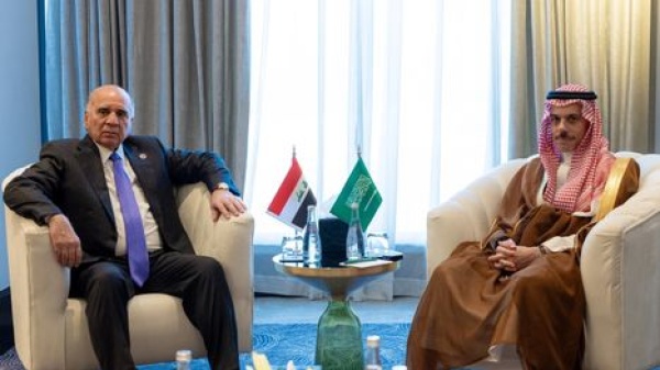 أول لقاء سعودي عراقي بعد التوتر الأخير ترتيب لزيارة مرتقبة أول لقاء سعودي عراقي بعد التوتر الأخير ترتيب لزيارة مرتقبة