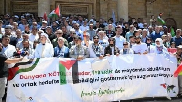 انطلقت من البوسنة والهرسك قافلة فلسطين تصل قهرمان مرعش انطلقت من البوسنة والهرسك قافلة فلسطين تصل قهرمان مرعش
