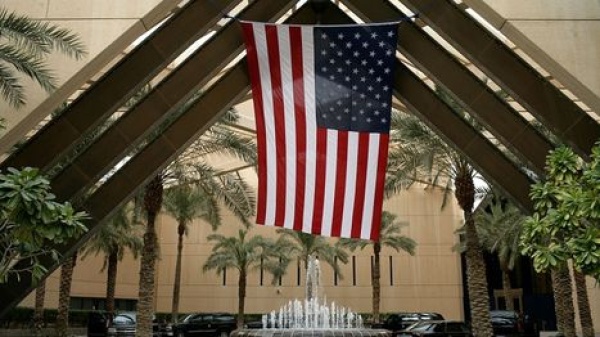 واشنطن تنفي إجلاء موظفي سفاراتها في الخليج وتؤكد اقتصار القرار على السعودية واشنطن تنفي إجلاء موظفي سفاراتها في الخليج وتؤكد اقتصار القرار على السعودية