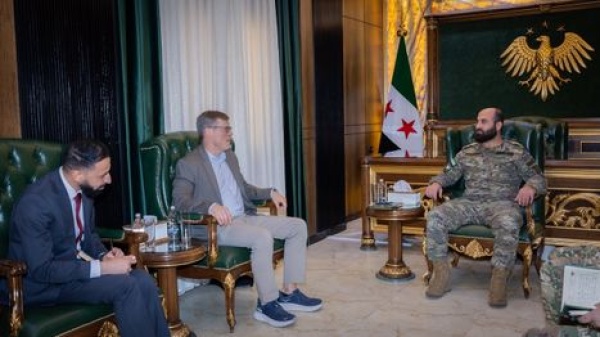 رئيس الأركان السوري يبحث مع قائد العزم الصلب الأمريكي مكافحة الإرهاب