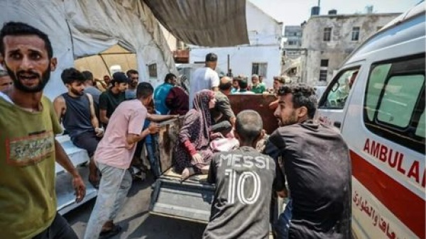 5 شهداء في غزة بقصف جوي استهدف منزلا 5 شهداء في غزة بقصف جوي استهدف منزلا