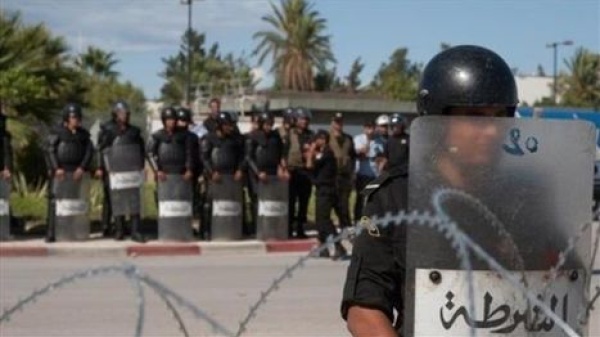 وفاة موقوف تثير اضطرابات في حي التضامن بالعاصمة تونس وفاة موقوف تثير اضطرابات في حي التضامن بالعاصمة تونس