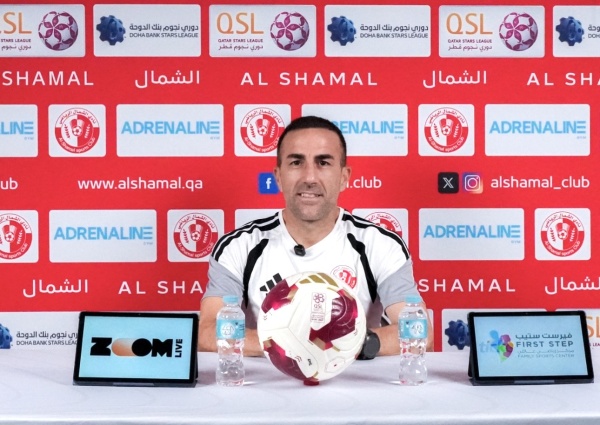ديفيد براتس مدرب الشمال سنواجه الشحانية الذي مازال يقدم عملا رائعا في الدوري