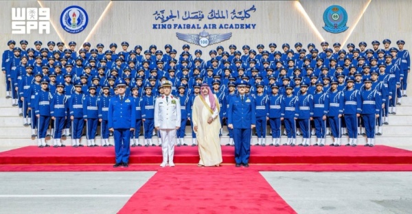 النائب يرعى حفل تخريج الدفعة 108 من كلية فيصل الجوية