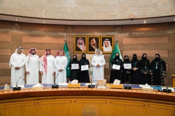 جامعة الملك عبدالعزيز تكر م فريق رواد البحر الأحمر لتحقيقه السابع عالميا في كندا جامعة الملك عبدالعزيز تكر م فريق رواد البحر الأحمر لتحقيقه السابع عالميا في كندا