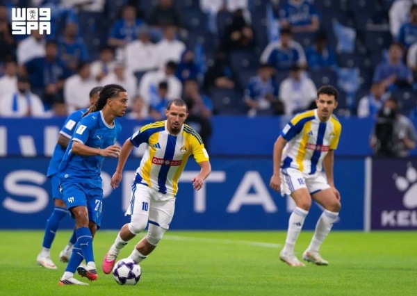 الهلال يكرس عقدته