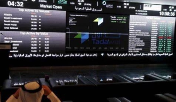 الأسهم السعودية تفقد 229 نقطة في أسبوع