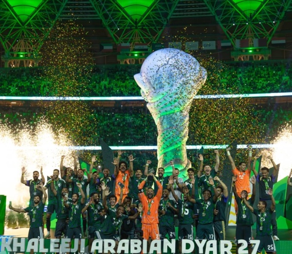 الذهب لايق عليك
