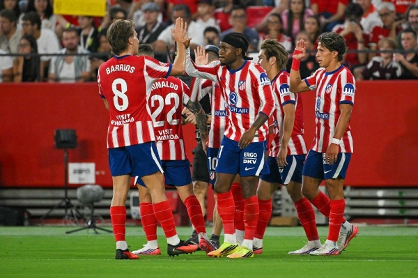 أتلتيكو مدريد يهزم إشبيلية بثلاثية في الدوري الإسباني
