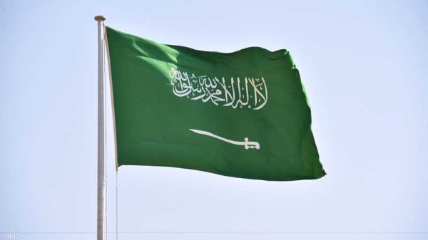 الدفاعات السعودية تعترض 10 صواريح باليستية حوثية