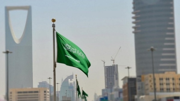 3 وفيات و36 إصابة إثر اعتداءات على مطاري أبها والملك خالد الدوليين بالسعودية 3 وفيات و36 إصابة إثر اعتداءات على مطاري أبها والملك خالد الدوليين بالسعودية