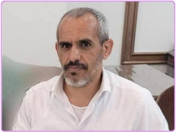 وثيقة محامون يطالبون النائب العام بصنعاء بالإفراج عن زميلهم صبرة والأخير يوج ه مكتبه وثيقة محامون يطالبون النائب العام بصنعاء بالإفراج عن زميلهم صبرة والأخير يوج ه مكتبه