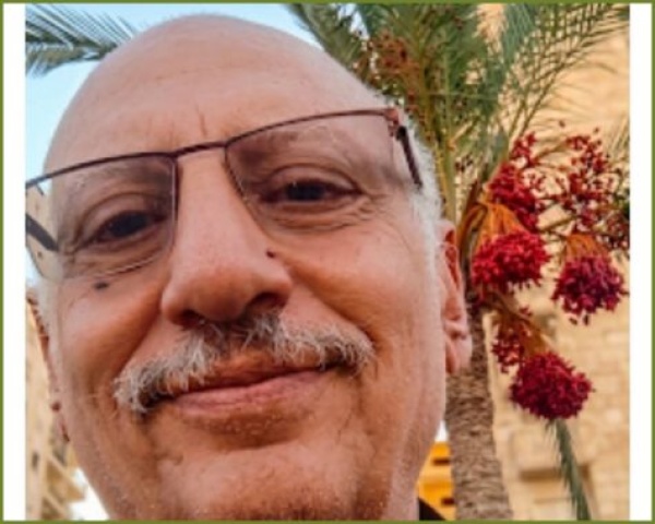 من ينزف حب ا لا يموت