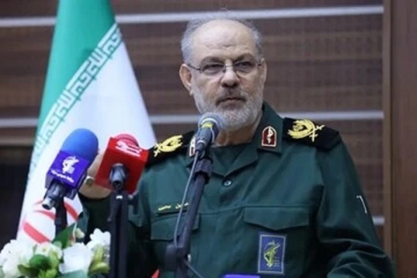 الثوري الإيراني لا توجد أي قطعة حربية أمريكية في الخليج الفارسي الثوري الإيراني لا توجد أي قطعة حربية أمريكية في الخليج الفارسي