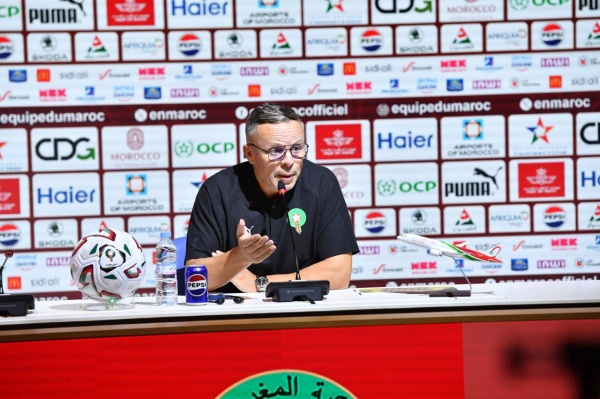 محمد وهبي الأقدمية تحفظ الاحترام ولا تمنح الامتيازات في المنتخب المغربي