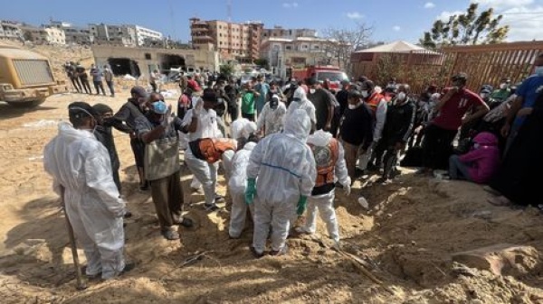 مطالبة أممية بإدخال محققين دوليين إلى غزة مئات الجثث تحت الأنقاض