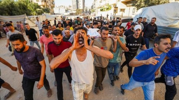 مجزرة جديدة في غزة 7 شهداء جراء خروقات جيش الاحتلال المستمرة مجزرة جديدة في غزة 7 شهداء جراء خروقات جيش الاحتلال المستمرة