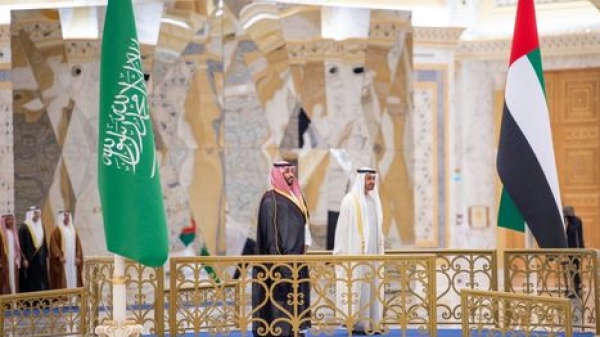 السعودية تعلن استدعاء مغرد شهير بسبب إساءته إلى الإمارات وقادتها السعودية تعلن استدعاء مغرد شهير بسبب إساءته إلى الإمارات وقادتها
