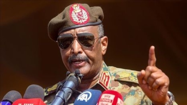 البرهان يفتح الباب أمام حوار سوداني شامل ويؤكد استمرار القتال ضد الدعم السريع البرهان يفتح الباب أمام حوار سوداني شامل ويؤكد استمرار القتال ضد الدعم السريع