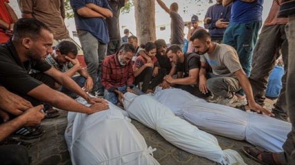 3 شهداء جراء قصف مسيرة للاحتلال مركبة مدنية غرب غزة