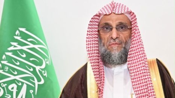 كيف برر عائض القرني تقلب مواقفه تجاه الرئيس التركي أردوغان شاهد