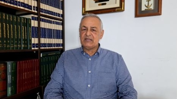 عميد لبناني متقاعد إيران قد تتخلى عن النووي لكنها لن تترك حزب الله عميد لبناني متقاعد إيران قد تتخلى عن النووي لكنها لن تترك حزب الله