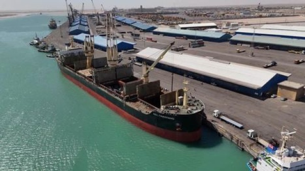 بعد تأخره لسنوات العراق يبحث عن خارطة لتصدير نفطه بعيدا عن فخ هرمز