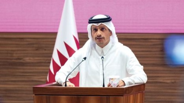 وزير الخارجية القطري ينشر صورة لافتة من المفاوضات في سويسرا وزير الخارجية القطري ينشر صورة لافتة من المفاوضات في سويسرا