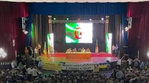 اتهامات جديدة لأبوظبي في الجزائر الأرسيدي يحذر من استغلال الانقسامات
