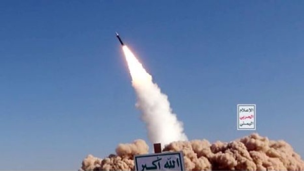 الحوثي تعلن قصف منشآت أرامكو في الظهران والرياض ومطار الملك خالد الحوثي تعلن قصف منشآت أرامكو في الظهران والرياض ومطار الملك خالد