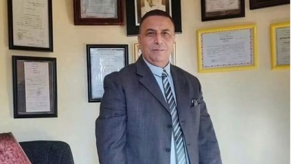 الحكم بالسجن 4 سنين على خبير اقتصادي جزائري بعد انتقاد أحد المشاريع الحكم بالسجن 4 سنين على خبير اقتصادي جزائري بعد انتقاد أحد المشاريع