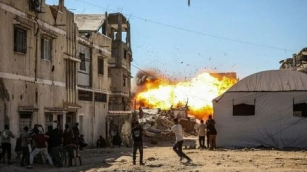 شهيدان وجرحى جراء قصف للاحتلال في خانيونس وغزة شهيدان وجرحى جراء قصف للاحتلال في خانيونس وغزة
