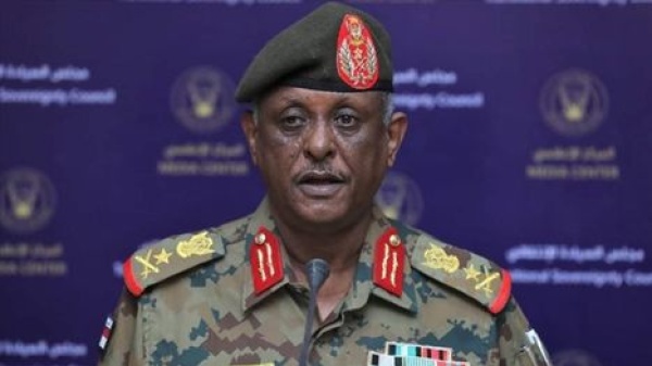 الجيش السوداني يكشف موقفه من الحرب ضد الحوثيين في اليمن الجيش السوداني يكشف موقفه من الحرب ضد الحوثيين في اليمن