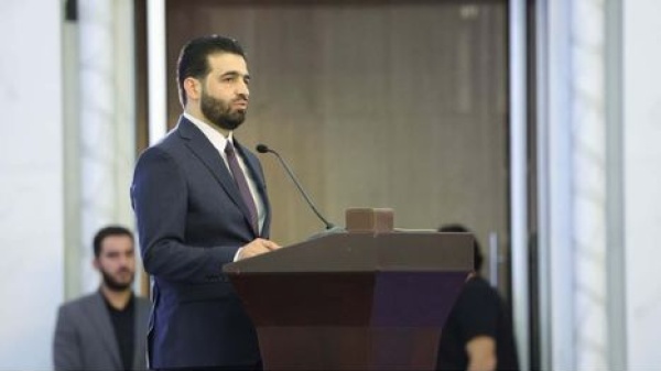 الشرع يعين رئيسا جديدا للاستخبارات ويكلف وزير الداخلية بهذا المنصب الشرع يعين رئيسا جديدا للاستخبارات ويكلف وزير الداخلية بهذا المنصب