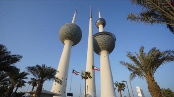 الكويت تستدعي السفير الإيراني احتجاجا على التدخل في شؤونها