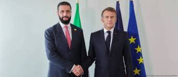 ماكرون يكتب التاريخ كأول رئيس غربي يزور دمشق في عهدها الجديد ماكرون يكتب التاريخ كأول رئيس غربي يزور دمشق في عهدها الجديد