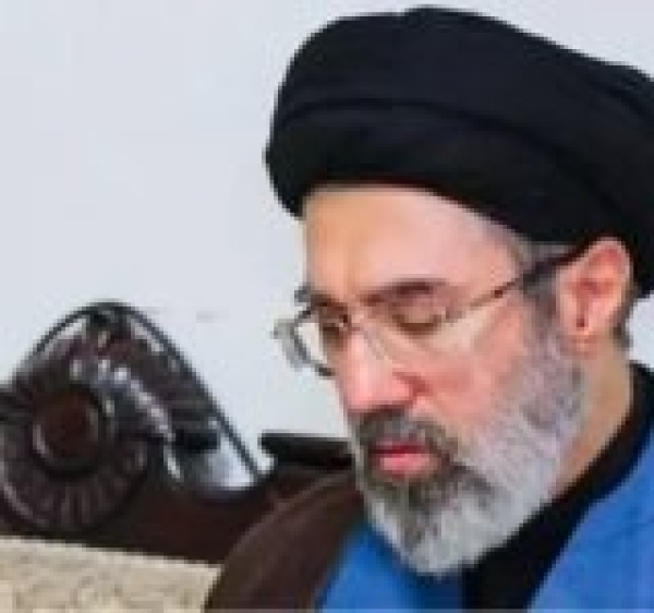 صحيفة بريطانية أجهزة واشنطن وتل أبيب تفشل في تتبع مجتبى خامنئي
