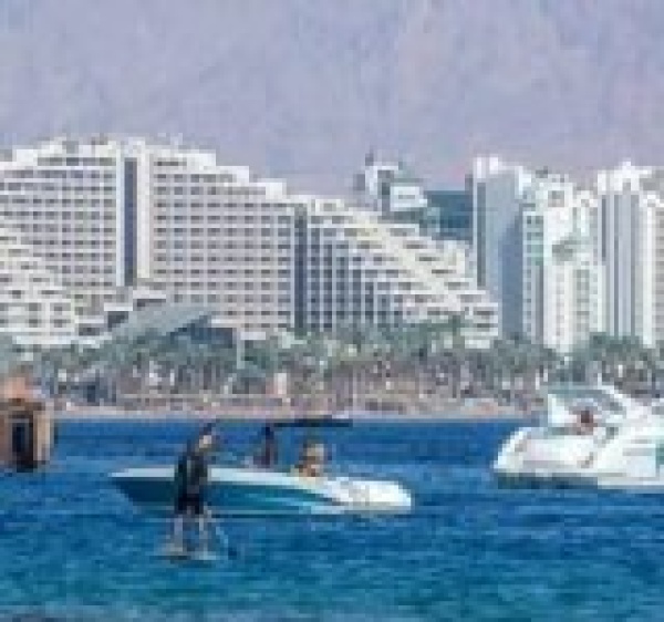 معاريف إسرائيل تعزز وجودها البحري في إيلات خوفا من تهديدات يمنية معاريف إسرائيل تعزز وجودها البحري في إيلات خوفا من تهديدات يمنية
