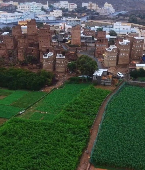 خريطة تفاعلية لاستكشاف الوجهات والتجارب السياحية بعسير خريطة تفاعلية لاستكشاف الوجهات والتجارب السياحية بعسير